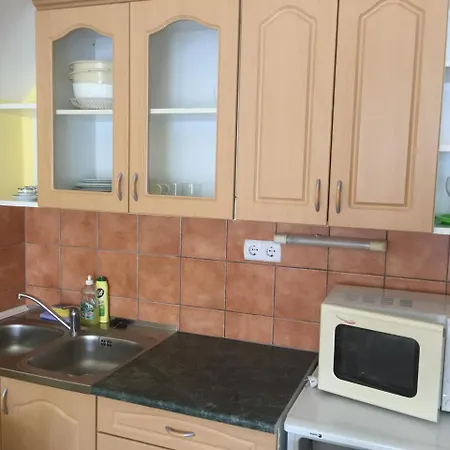 Aparthotel Bella 3*